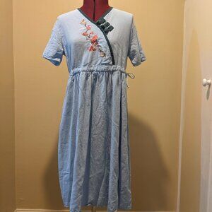 Vintage-Inspired Light Blue Linen Embroidered V-Neck Dress Size S/M
